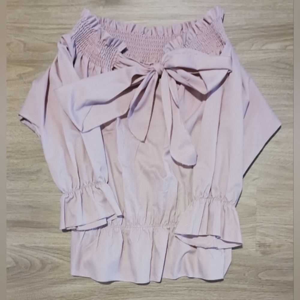 Blush Off the shoulder top